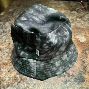 Olivia Moss Bucket Hat - Reversible